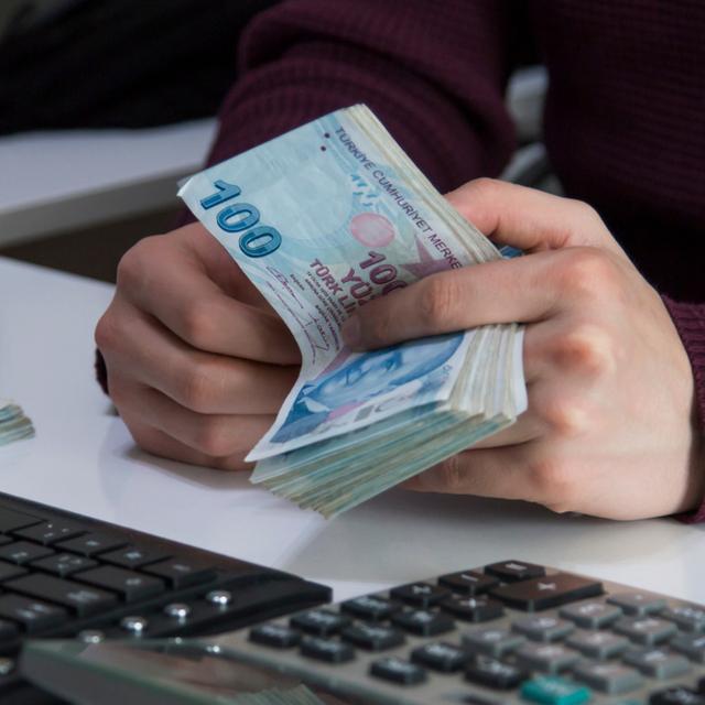 Emeklilerin Kurban Bayramı ikramiyesi ödemeleri başladı - 6 yıl önce