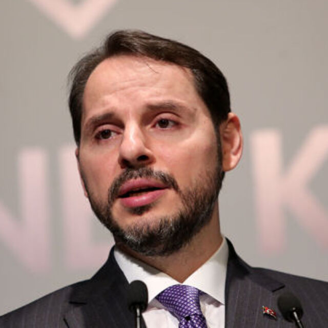 Bakan Albayrak: Esnaf ve sanatkarların kredi borcunu 3 ay erteliyoruz