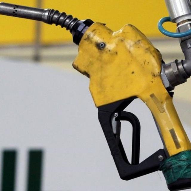 Petrol talebindeki düşüş Chevron ve Exxon'u vurdu - 6 yıl önce