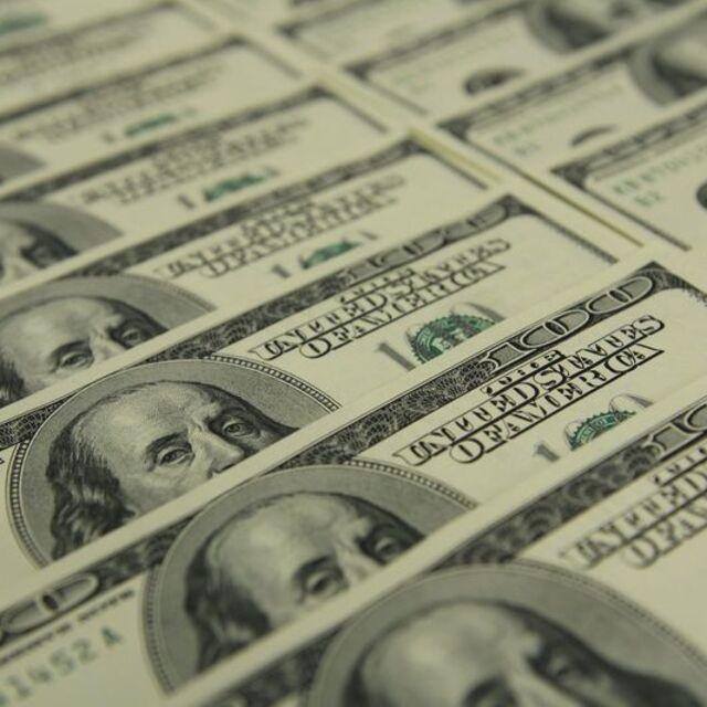 Dolar önemli paralar karşısında haftaya dalgalı bir seyirle başladı - 6 yıl önce
