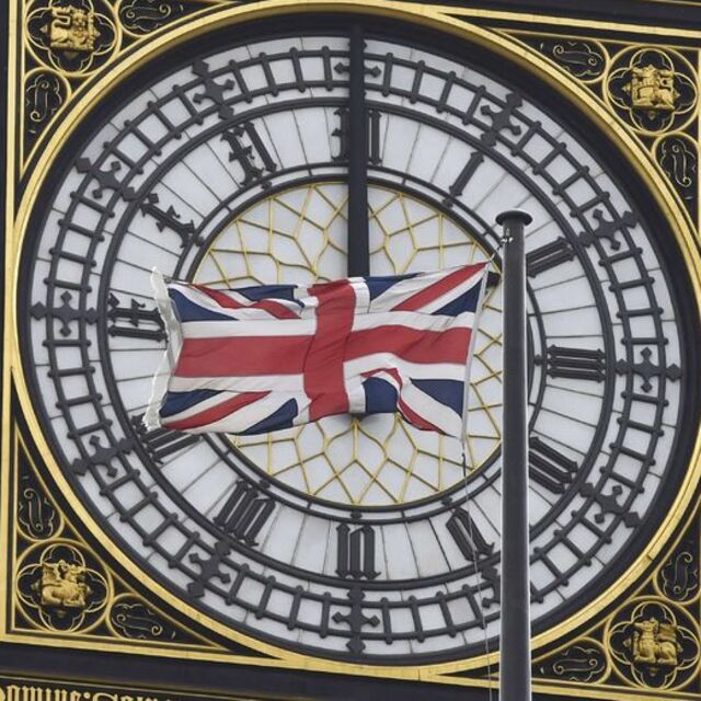 İngiltere'de ülke çapında karantina kararı alındı