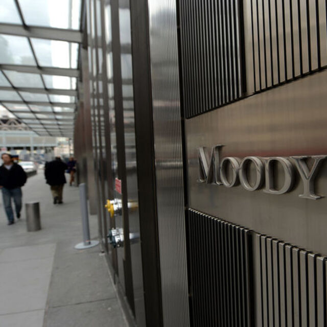 Moody’s: Toparlanma artan vakaların tehdidi altında