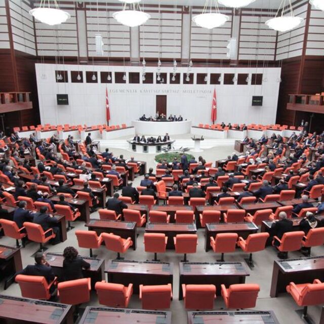 2021 Yılı Merkezi Yönetim Bütçe Kanunu Teklifi, komisyonda kabul edildi