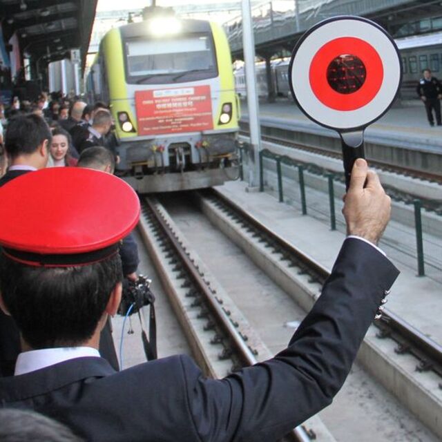 Çin'e ilk ihracat treni buzdolabı taşıyacak