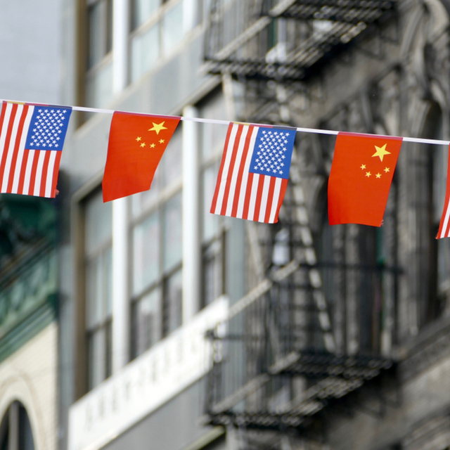 ABD'den Çin Komünist Partisi üyelerine vize kısıtlaması