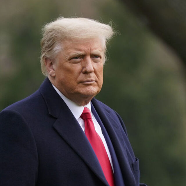 Trump, Kovid-19 ekonomik destek paketini imzaladı