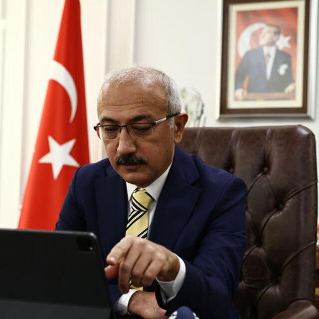 Elvan: Şeffaf politikalarla bu süreçten güçlenerek çıkacağız - 5 yıl önce