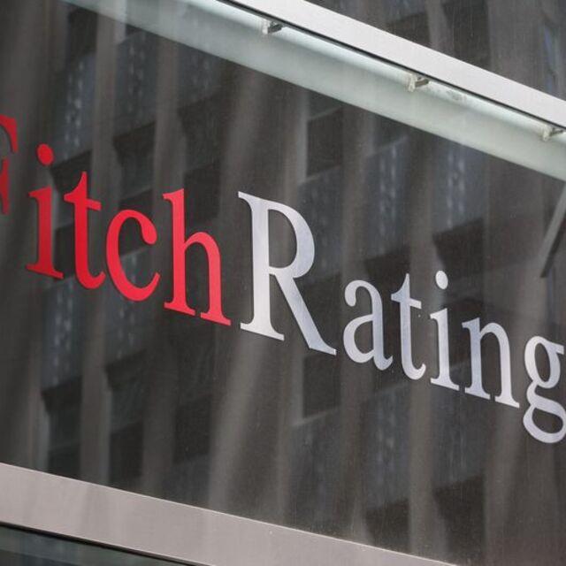 Fitch İngiltere'nin kredi notunu teyit etti - 5 yıl önce