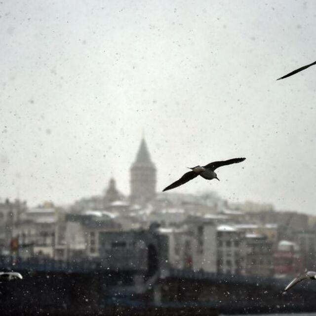 İstanbul ve 7 ilde kar yağışı nedeniyle yüz yüze eğitime ara verildi - 5 yıl önce