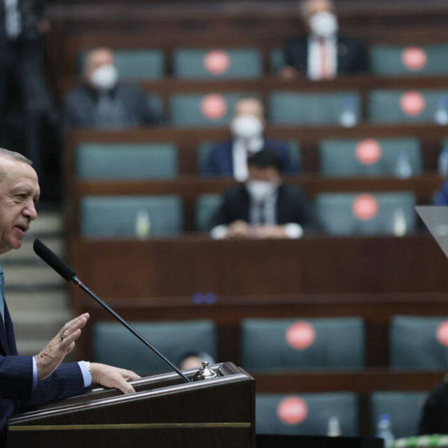 Erdoğan: Rezervler kurdaki dalgalanmayı önlemek için kullanıldı