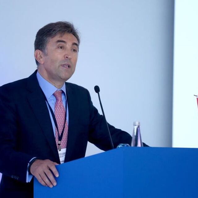 Yatırımcıya 'Borsa hızlı zengin olma yeri değil' uyarısı