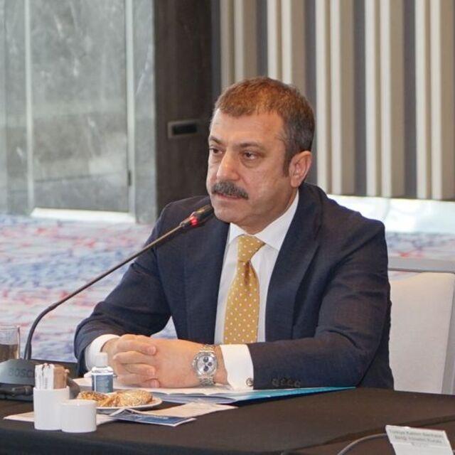 Kavcıoğlu: Yüksek enflasyon ve beklentiler sıkı duruş gerektiriyor - 5 yıl önce