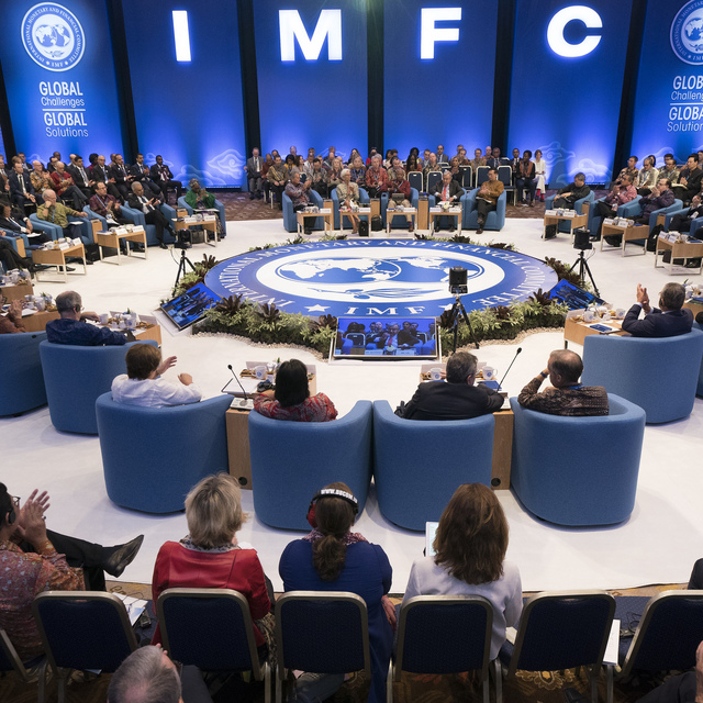IMFC: Para politikası uygun olan yerlerde destekleyici kalmalı