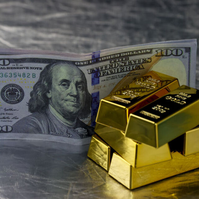 Altın enflasyon verisiyle haftalık kayıplarını sildi