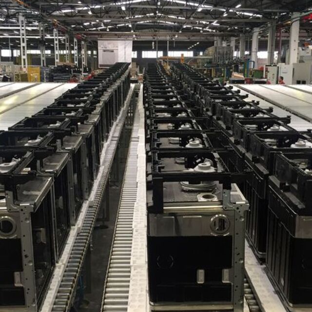 Reel kesim güven endeksi Nisan'da sınırlı yükseldi