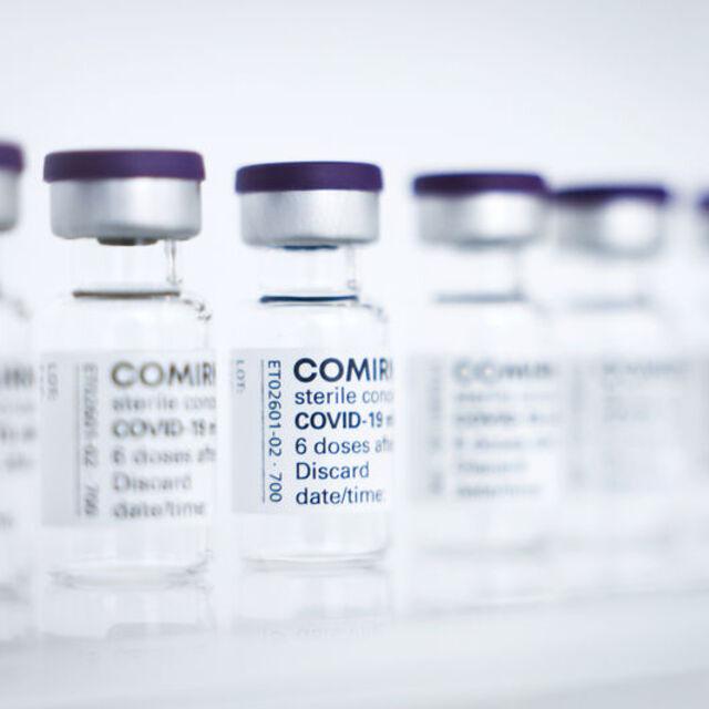 AB ile Biontech-Pfizer arasında yeni anlaşma - 5 yıl önce