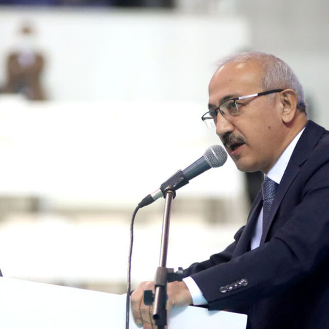 Elvan: Kısa vadeli kazanımlar uğruna, orta ve uzun vadeli hedeflerden geri adım atmayacağız