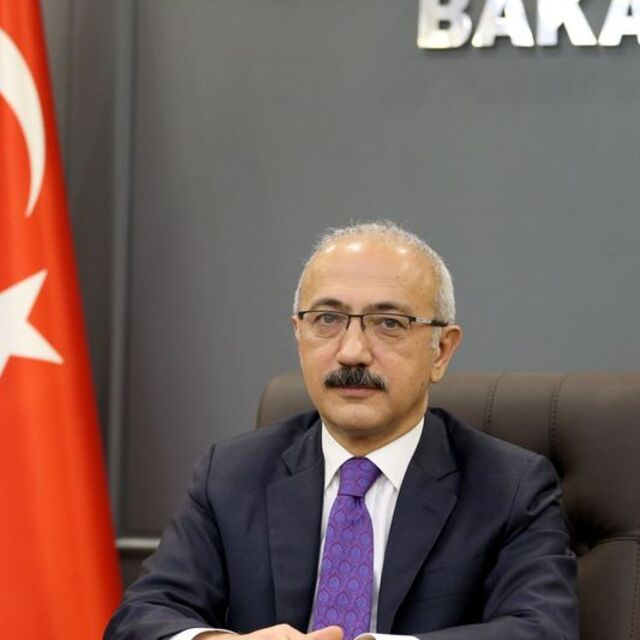 Bakan Elvan'dan KDV indirimi ve TL mevduatlarında stopaj oran indirimi açıklaması
