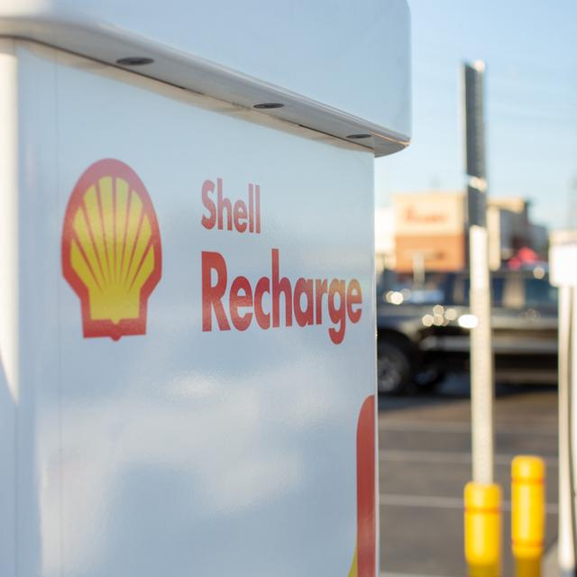 Shell, İngiltere'de 2025'e kadar 50 bin şarj noktası kuracak - 5 yıl önce