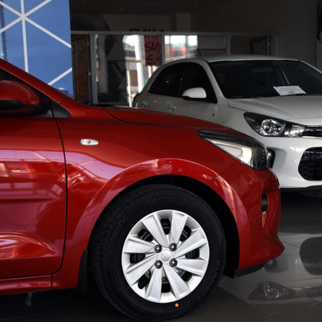 Ticaret Bakanlığı otomobil fiyatları için harekete geçti
