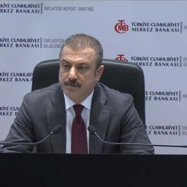 Merkez Bankası enflasyon tahminini yükseltti, cari fazla vurgusu dikkat çekti