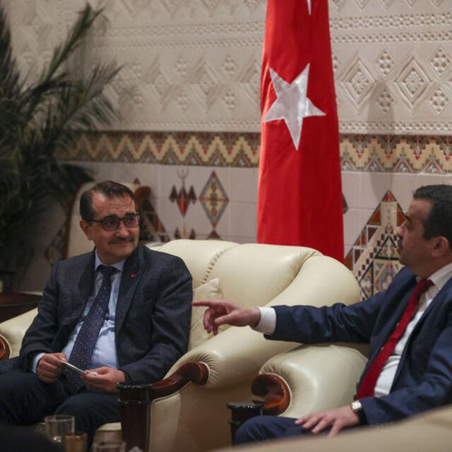 Dönmez: Cezayir ile LNG görüşmeleri olumlu seyrediyor - 4 yıl önce