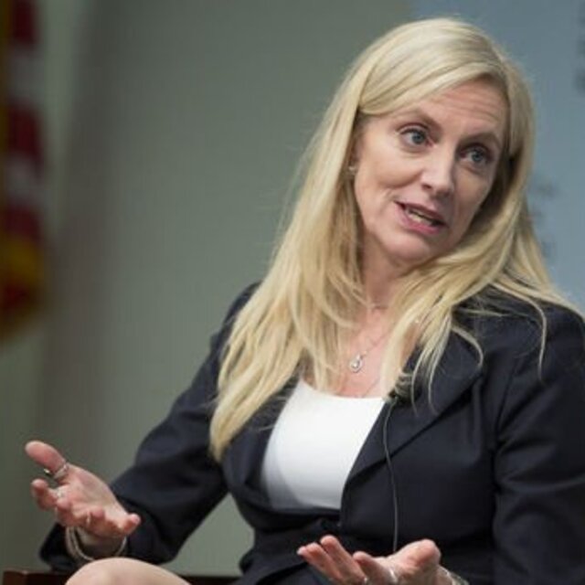 Fed/Brainard: Enflasyonu düşürmek en önemli görevimiz