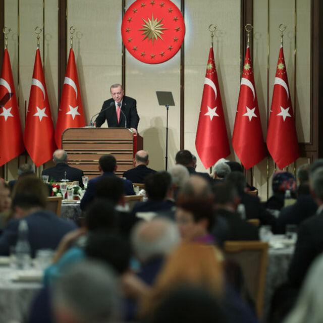 Erdoğan: Artık kimse abuk sabuk fiyatlandırmalar peşinde koşamayacak - 4 yıl önce