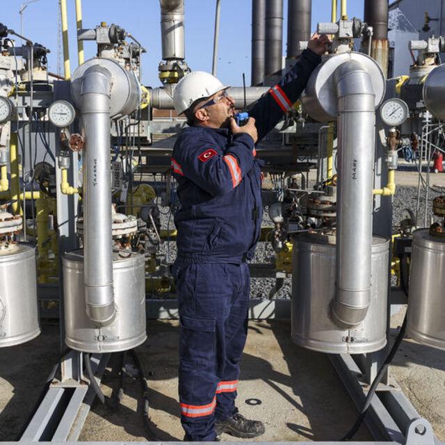 BOTAŞ: Sanayi ve santrallerde doğalgaz kısıtlamaları yapılacak - 4 yıl önce