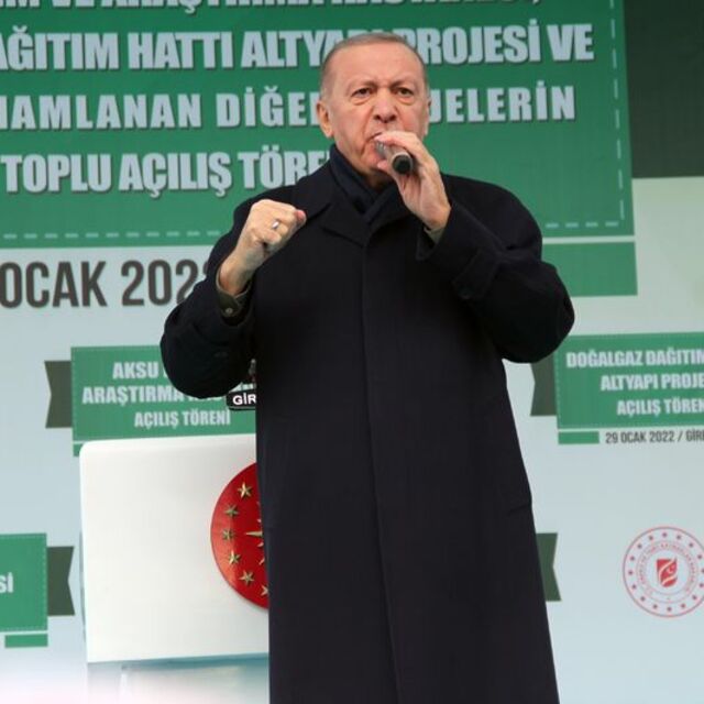 Erdoğan: Faizi indiriyoruz, enflasyon daha da düşecek