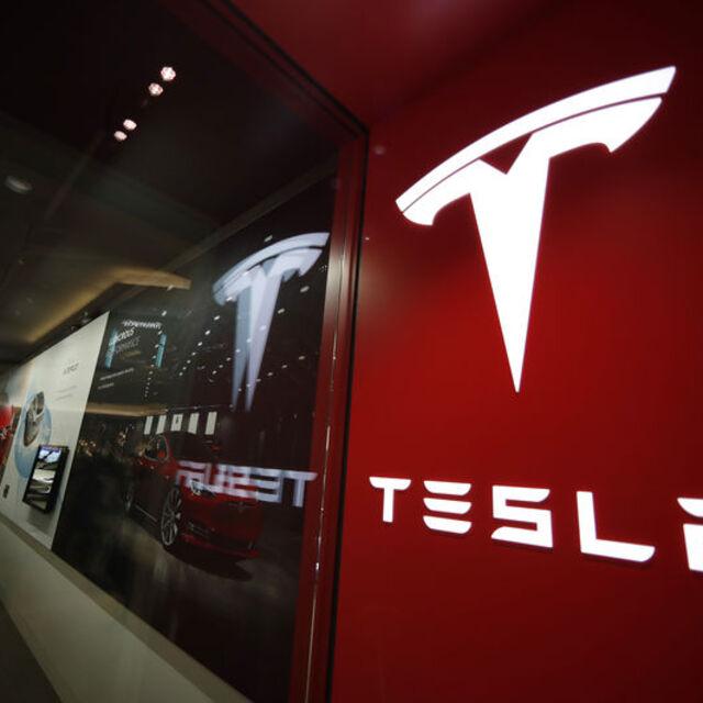 Tesla, Şanghay fabrikasında üretimi duraklatıyor - 4 yıl önce