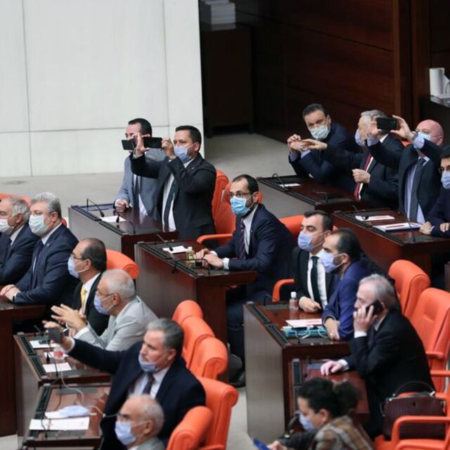 AK Parti kanun teklifine göre bankalar için kurumlar vergisi yüzde 25’e çıkacak