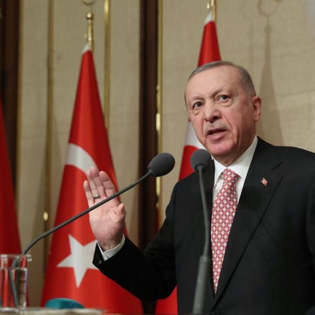 İhracatçılara ve turizmcilere uzun vadeli finansman geliyor