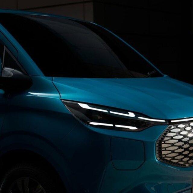 Kocaeli'nde üretilecek ikinci elektrikli Ford E-Transit Custom tanıtıldı - 4 yıl önce