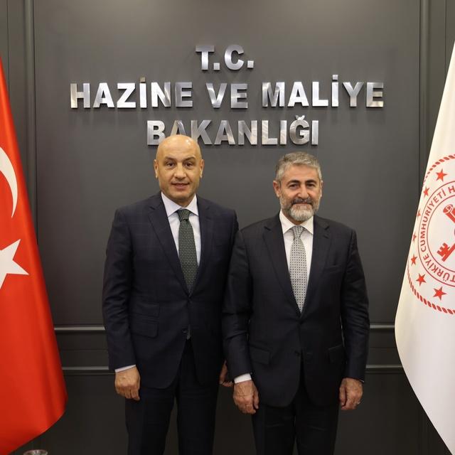 Bakan Nebati TİM Başkanı Gültepe ile görüştü - 4 yıl önce