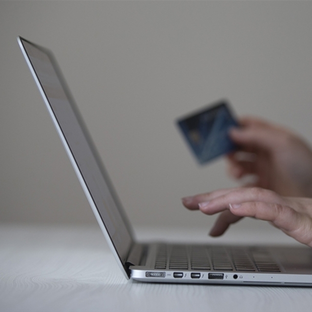 E-ticaret kanun teklifi komisyondan geçti