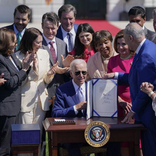 Biden, çip yasasını imzaladı - 4 yıl önce