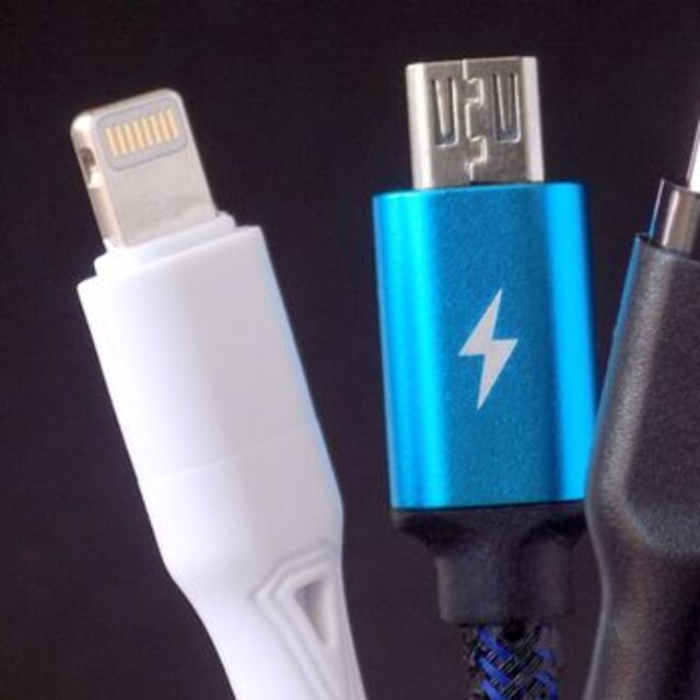 AB'den akıllı telefonlara tek tip şarj şartı
