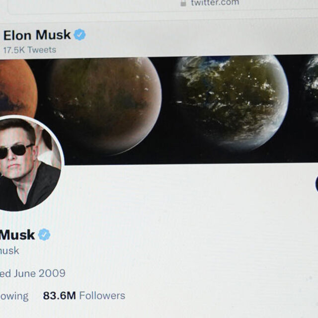 Musk'tan, Twitter'da ücretli mavi tik planı