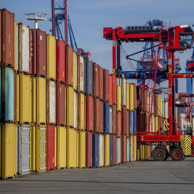 Taşımacılıkta konteyner fazlalığı