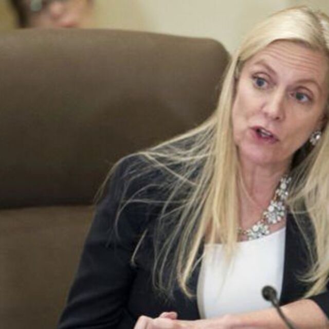 Brainard'dan faiz artışları yavaşlamalı mesajı