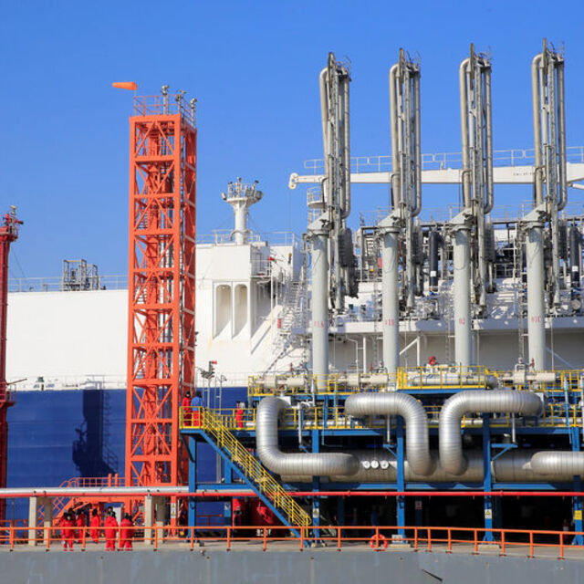 Katar ve Çin arasında 27 yıllık LNG anlaşması