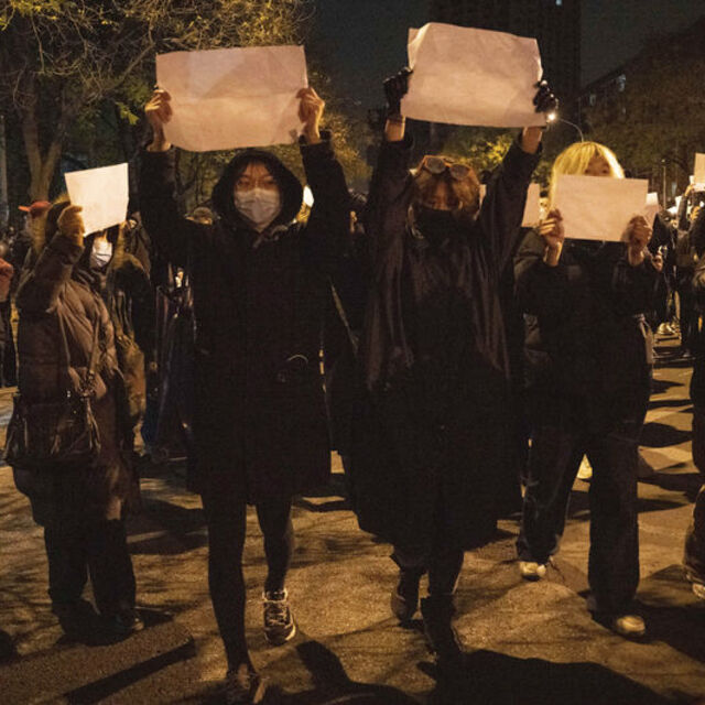 Çin'de Sıfır-Kovid protestoları alevleniyor
