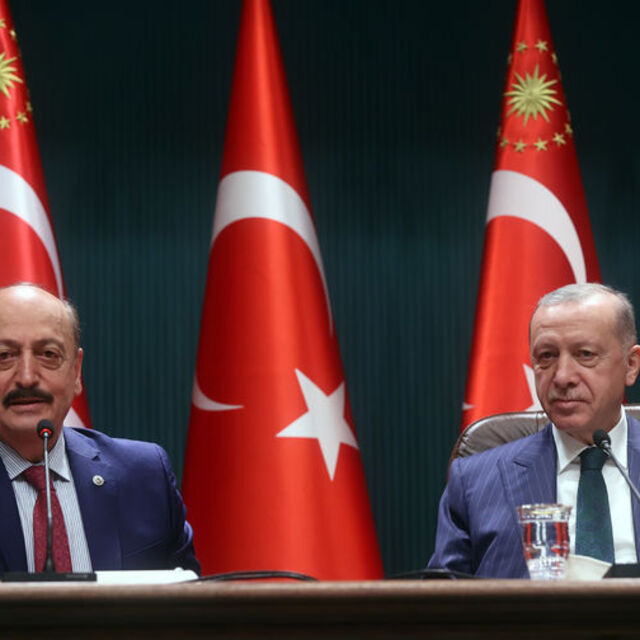 Erdoğan'dan asgari ücret ve EYT toplantısı