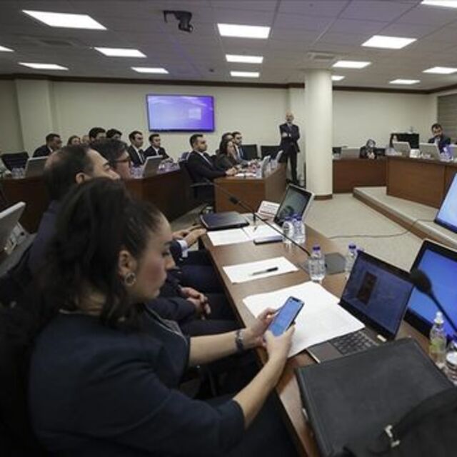 Tedarikçilere 878 milyon TL'lik rekabet cezası