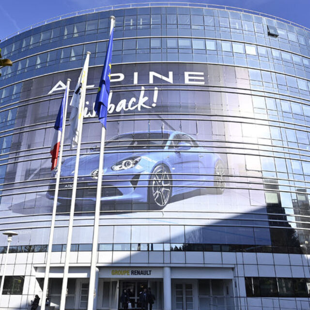 Renault, Nissan'da payını azaltıyor