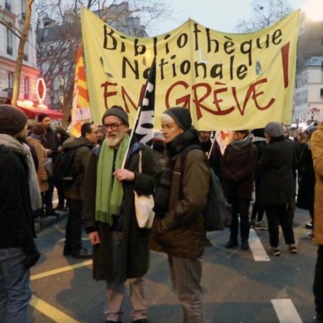 Macron tartışmalı emeklilik reformunu savundu - 3 yıl önce