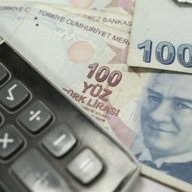 Mevduatta %60'lık TL payını tutturamayan bankaya ilave zorunlu karşılık