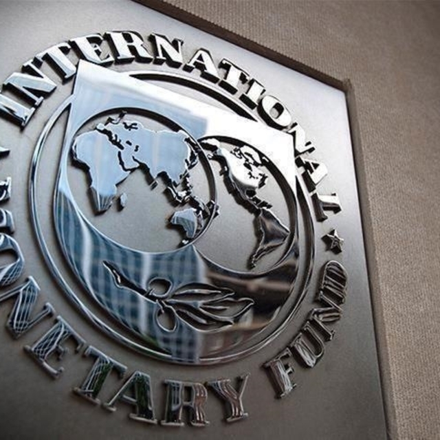 IMF faizlerde düşüş bekliyor