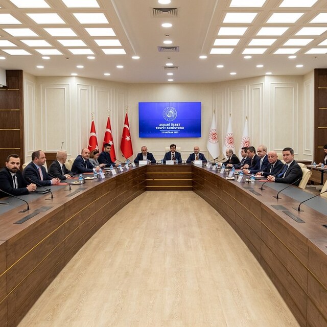 Asgari ücrete ara zam için ilk buluşma